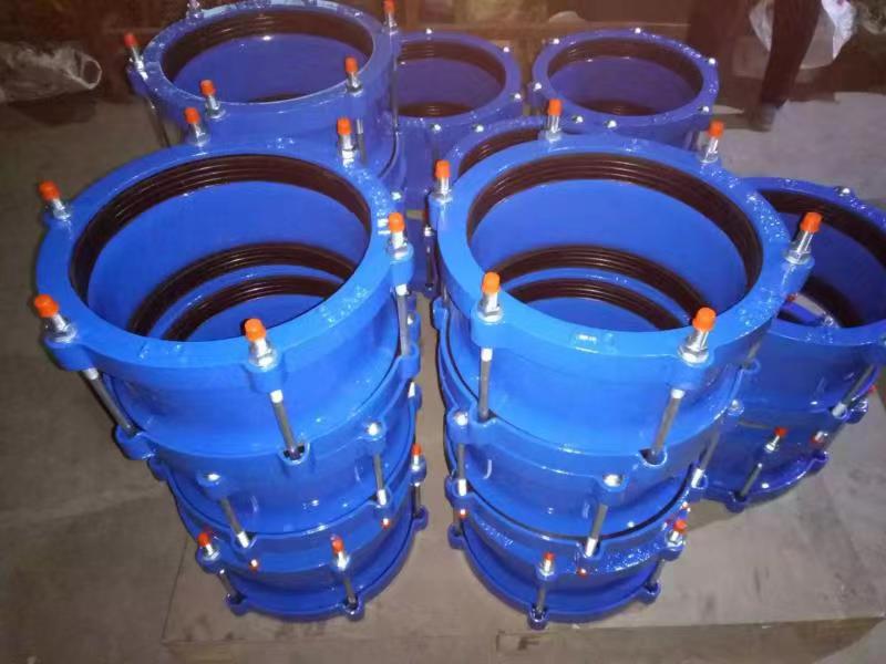 Joints( All kinds of Flange adaptor, dismantling joint, couplings for Ductile iron pipes or PVC, HDPE PIPE)